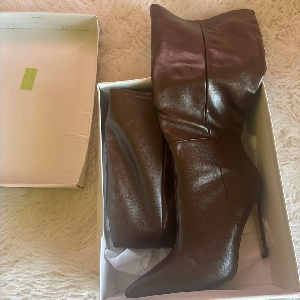 Brown boots - Picture 6 of 10